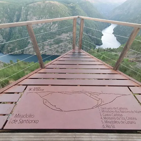 A Maquia Do Pousavedra 度假居